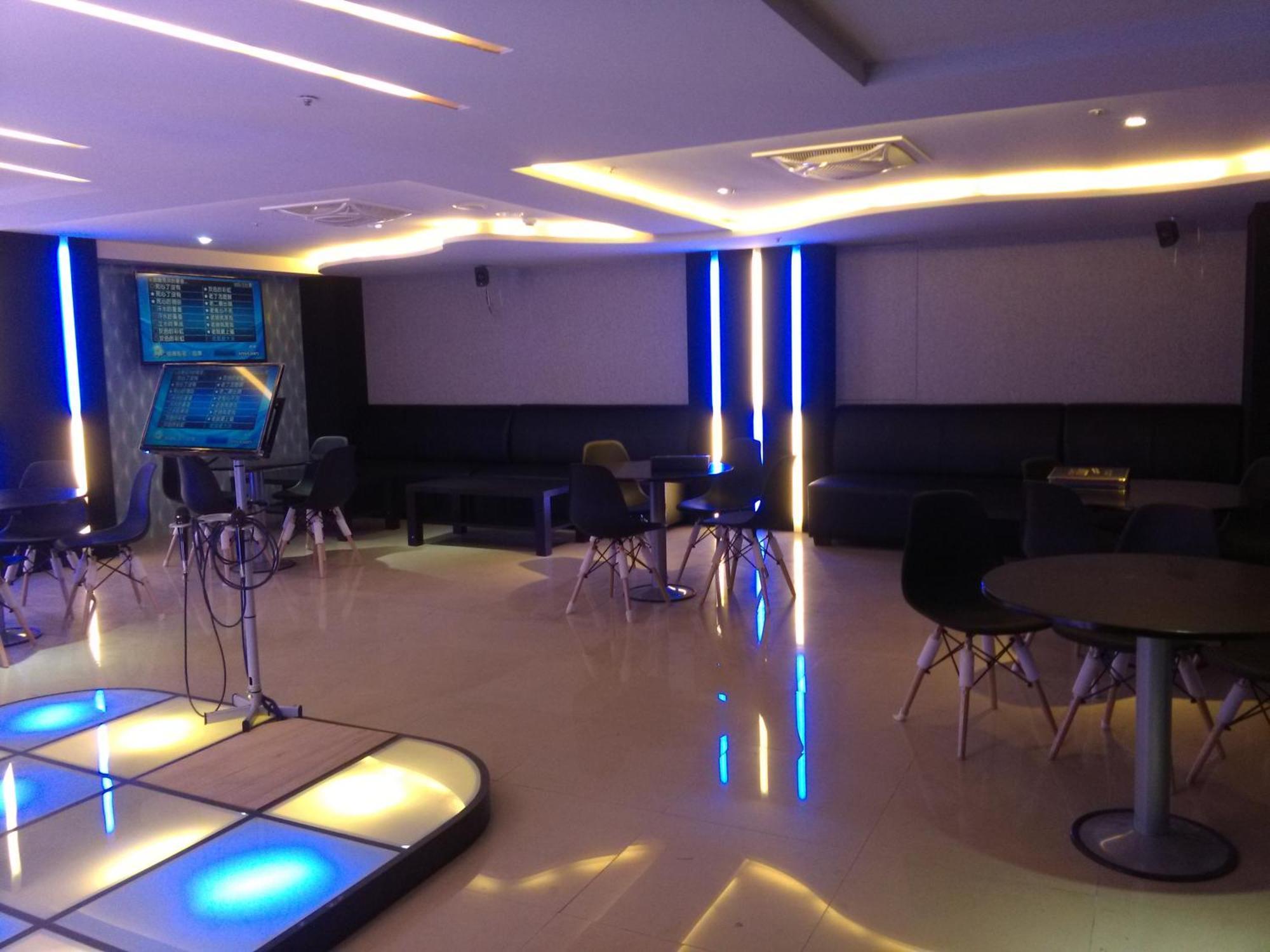 Dengfeng Milan Business Hotel Huwei Esterno foto